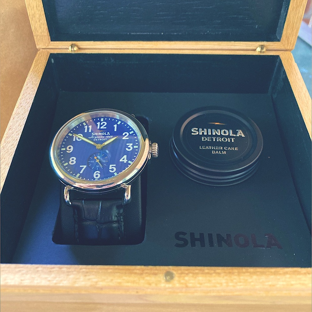 Shinola Runwell w/ full kit